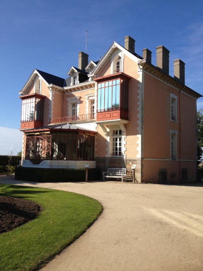 Le Coquillage Apartment Granville Bagian luar foto